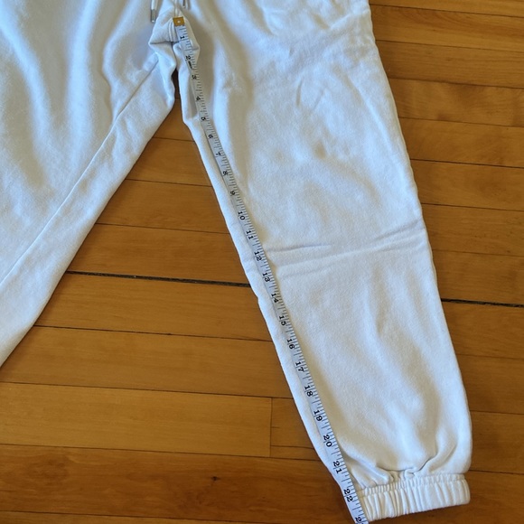 Gap 2 white sweatpants - Picture 5 of 5